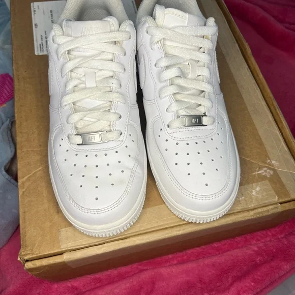 Nike Air Force 1 Low White Sneakers - Picture 6 of 8